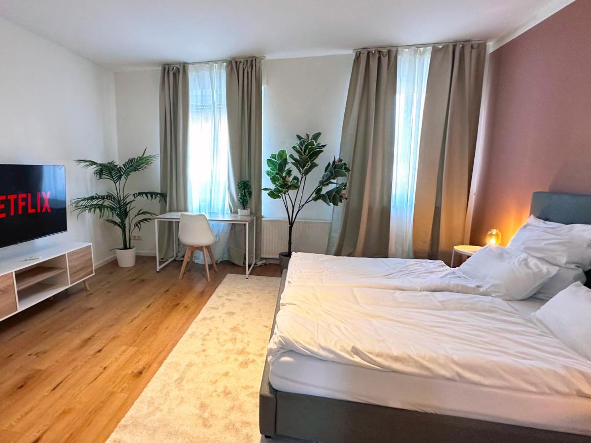 Modernes City-Apartment In Moechengladbach เมินเคงลัดบาค ภายนอก รูปภาพ